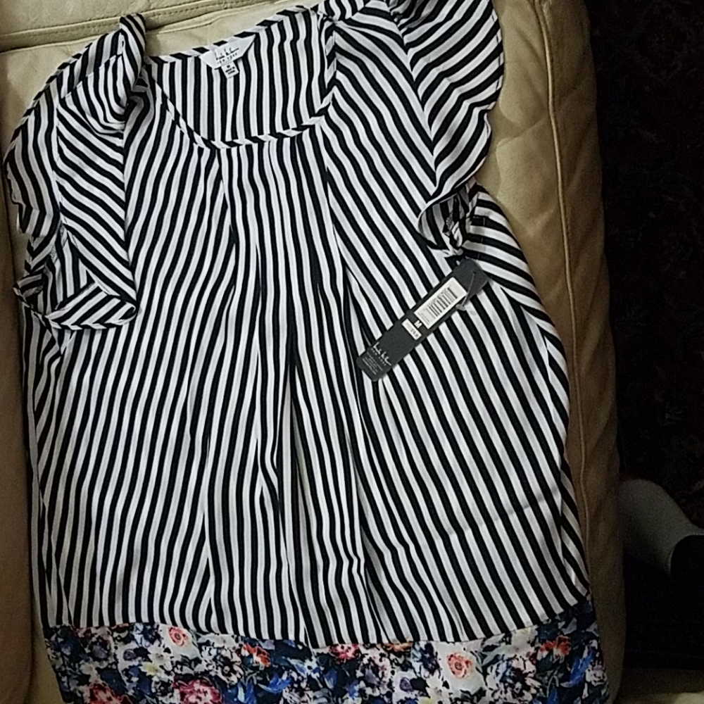 Nicole Miller top